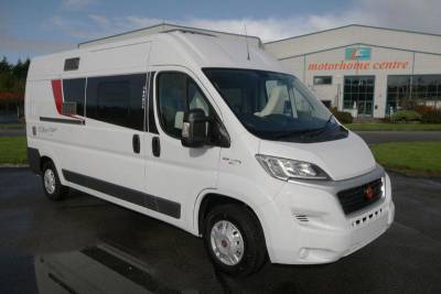 Burstner City Car C600|Compact City Car|Swivel pilot seats|Washroom|Rear fixed bed|Rear hatch|City Car C600 storage|