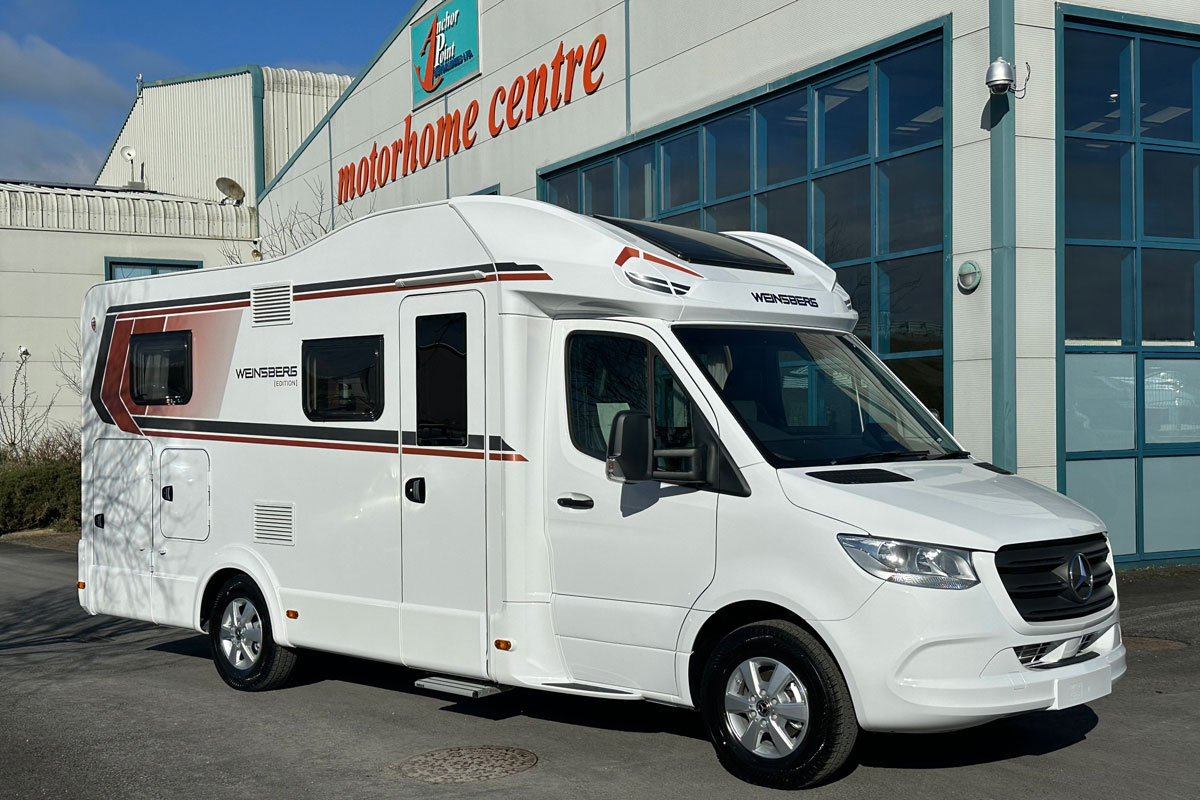 Cara Compact MB Suite 640 Motorhome||||||||||||